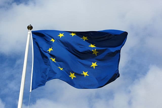 640px European Flag In Karlskrona 2011 (1)
