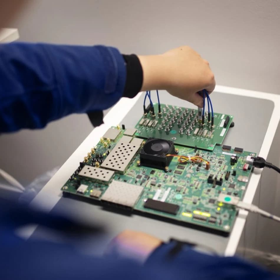 Projektet, från utlysningen ”Samverkansprojekt för civil-militära synergier”, är ett gemensamt projekt mellan Beammwaves och Saab. Foto: Pressbild
