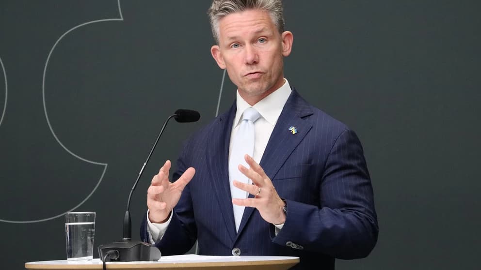  Försvarsminister Pål Jonson (M)