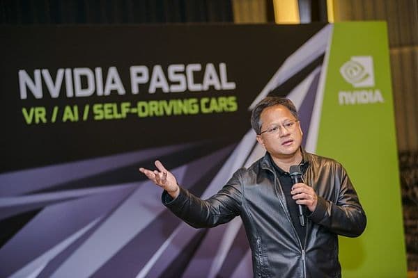 placera-Afv-bilder-Bilder-Jensen_Huang_at_Computex_Taipei_20160531c.jpg