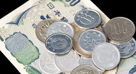 placera-japan-yen-Foto-FreeStockImageLibrary-CC.jpg