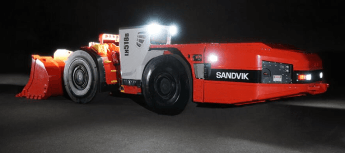 placera-redaktionellt-2021-SandvikBatteryloader.png