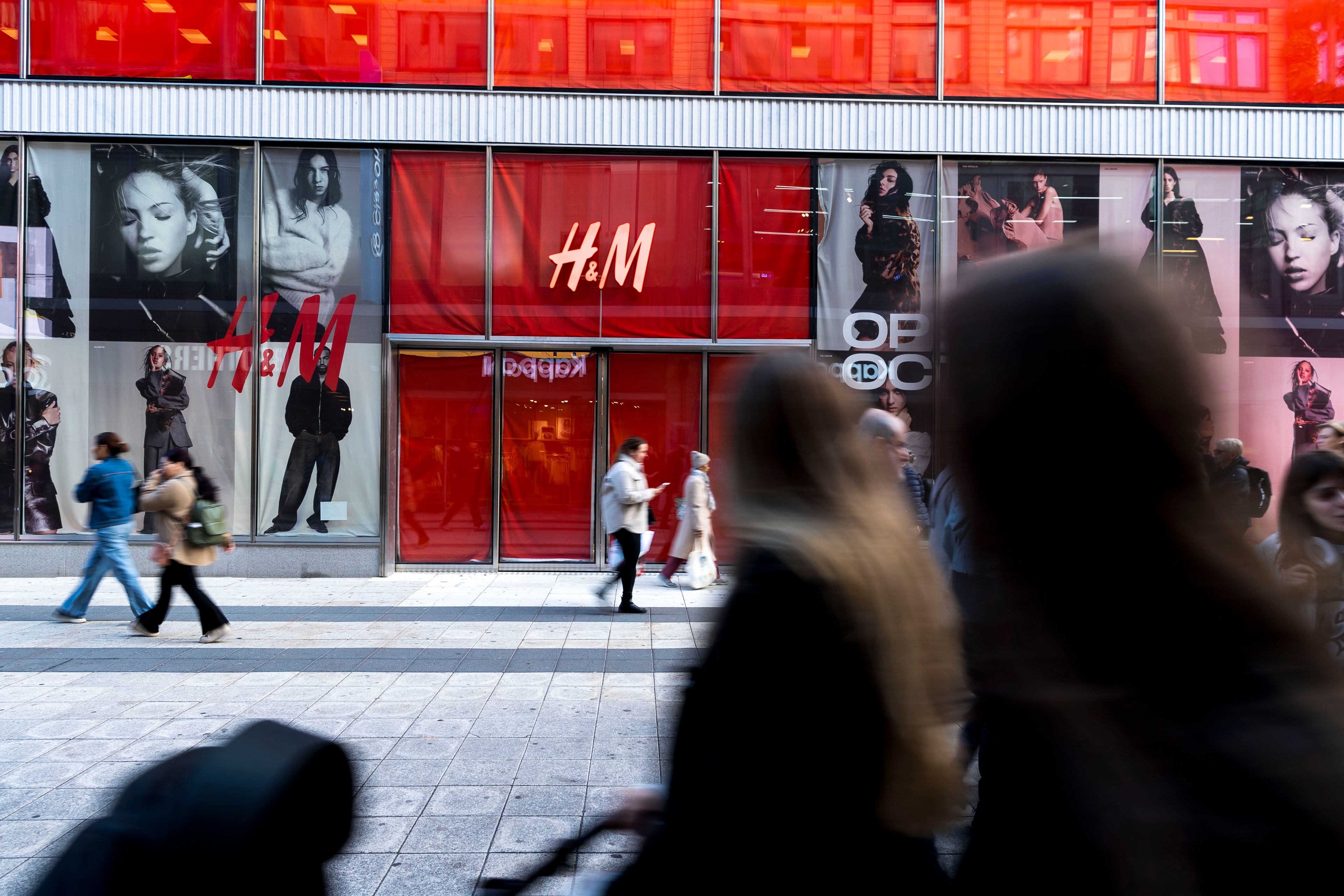 H&M